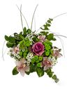 Composizione toni verde e rosa